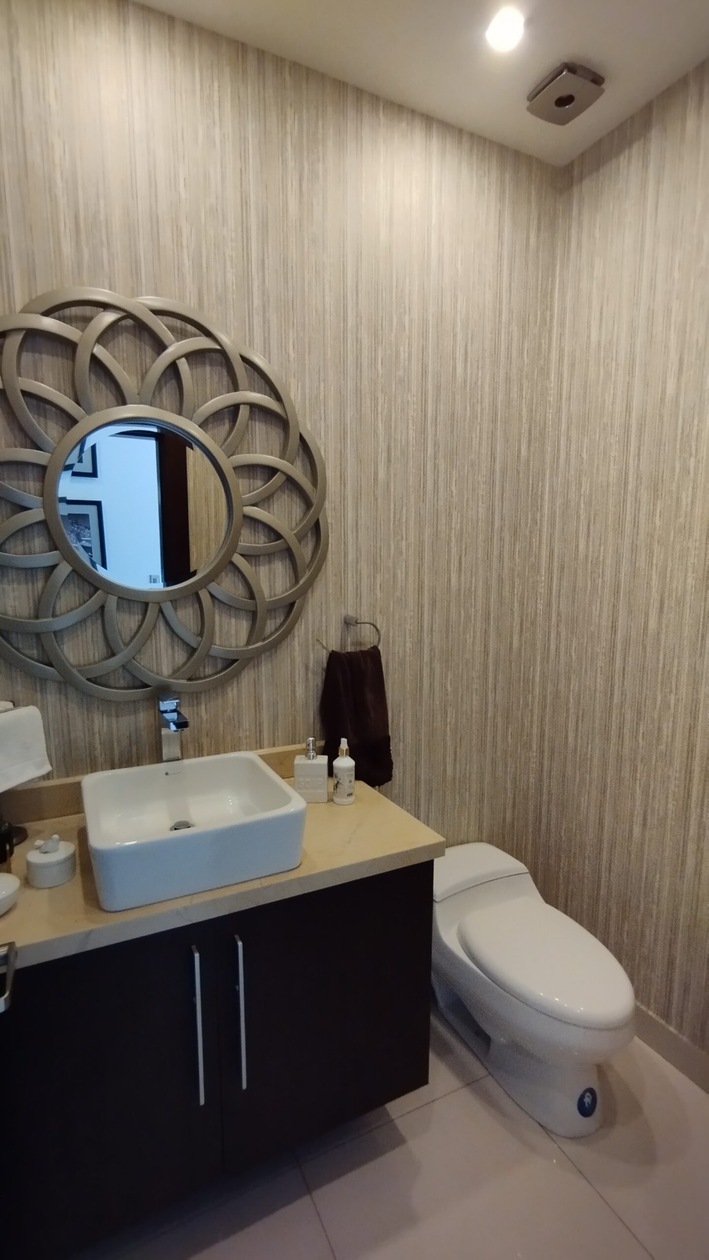 Una joya de departamento. 11 Baño de visita