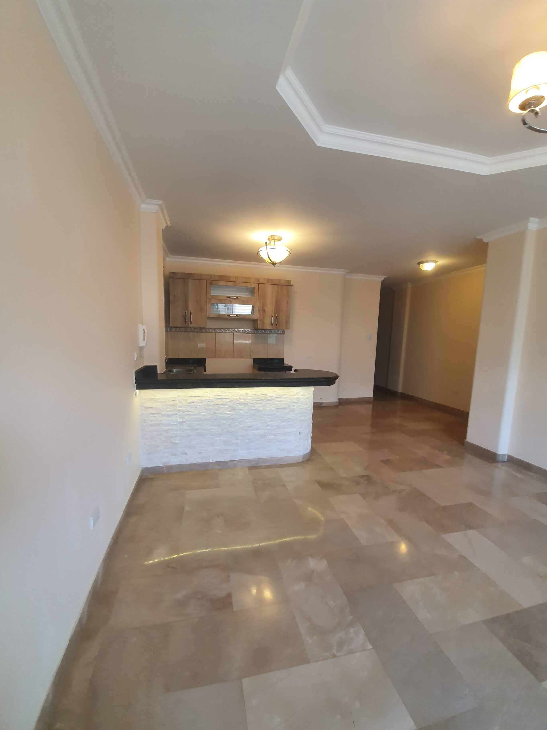 Lindo y cómodo departamento Guayaquil 5 20240208 145357 1 scaled