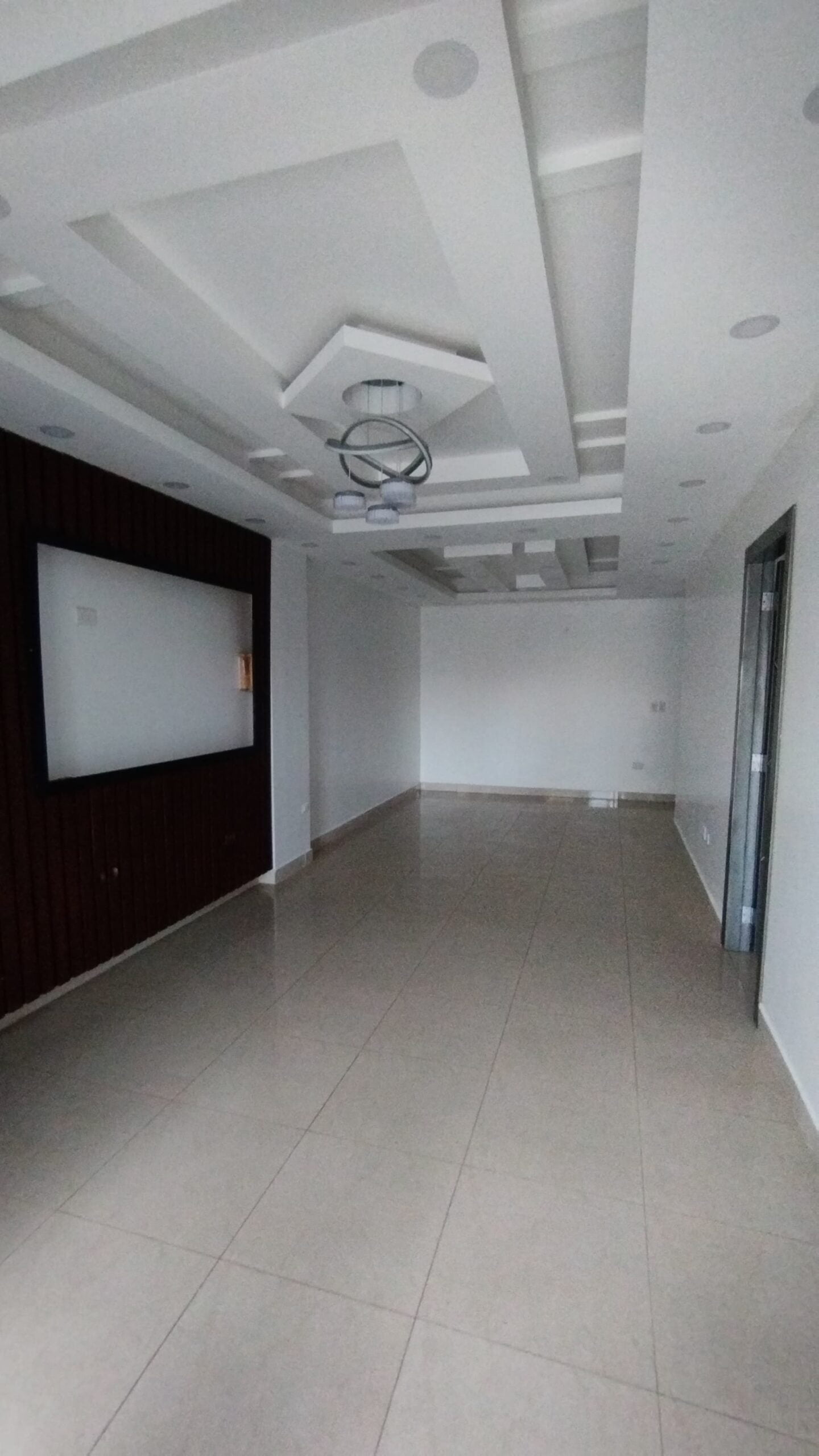 Casa venta Villa Club 6 Sala, comedor, con su espacio de entretenimiento, gypsum con instalación luces led.