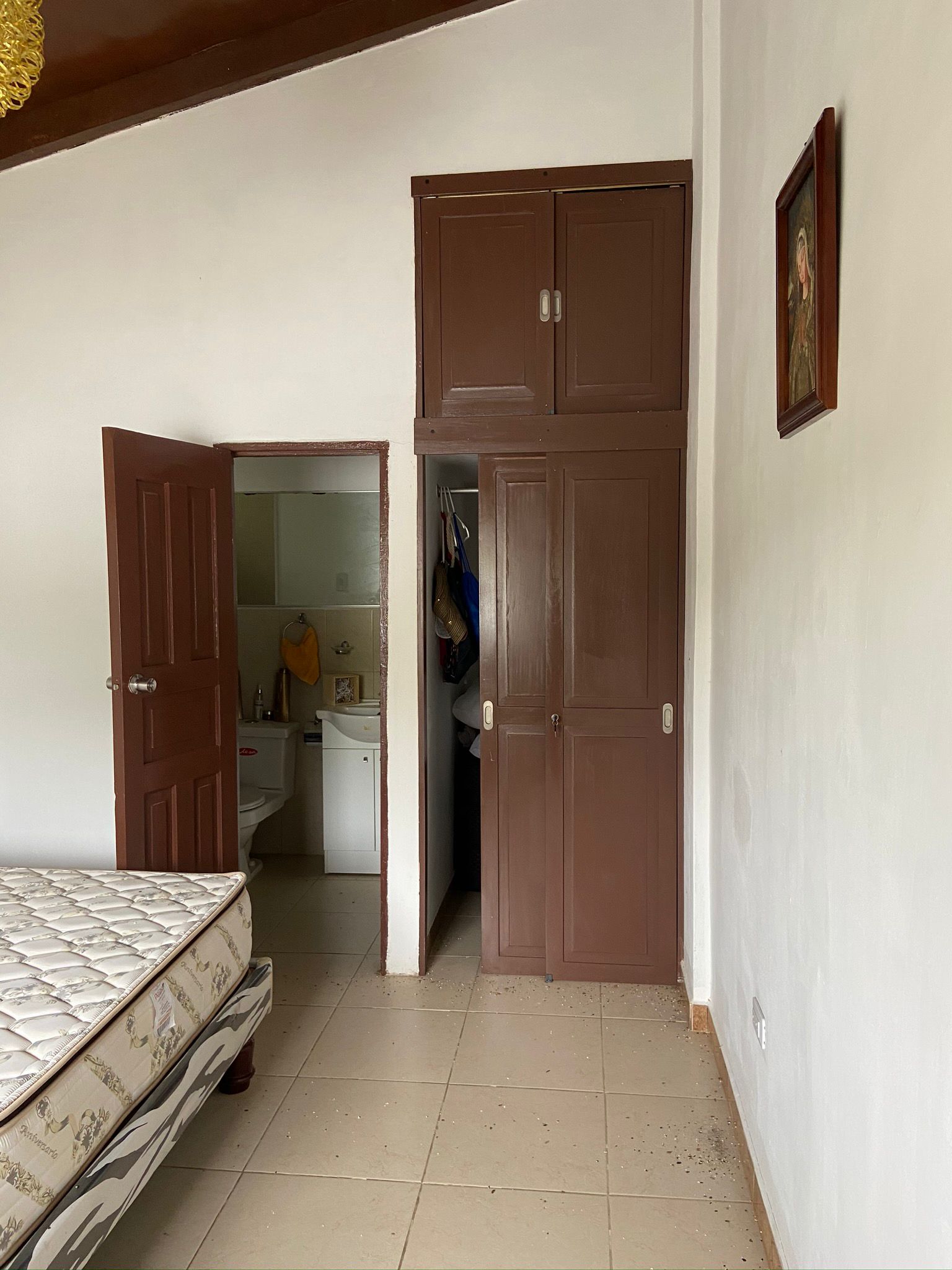 Casa venta en Playas Villamil 10 Cocina amplia, lavandería y alacena